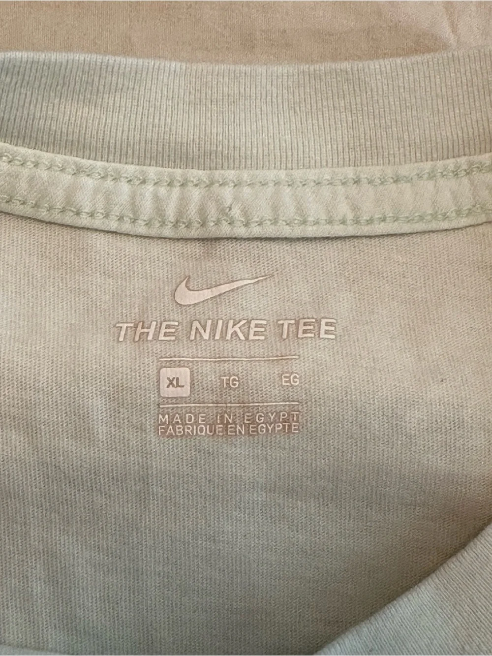 Nike Light Green Crewneck Cropped T-Shirt with Teal Swoosh - Child XL